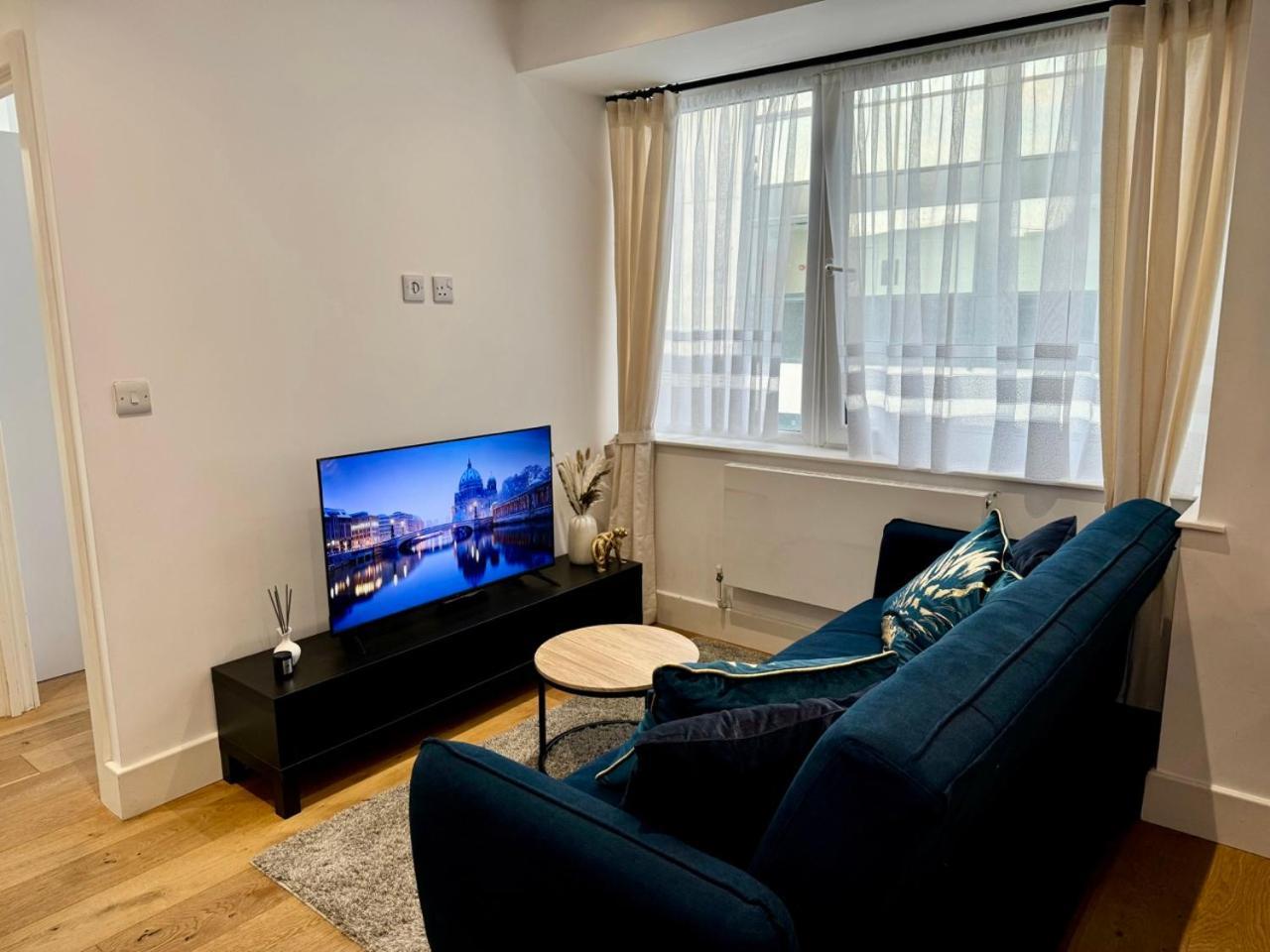 Luxury 2 Bedroom Apartment In Central Croydon With Free Parking Exterior foto